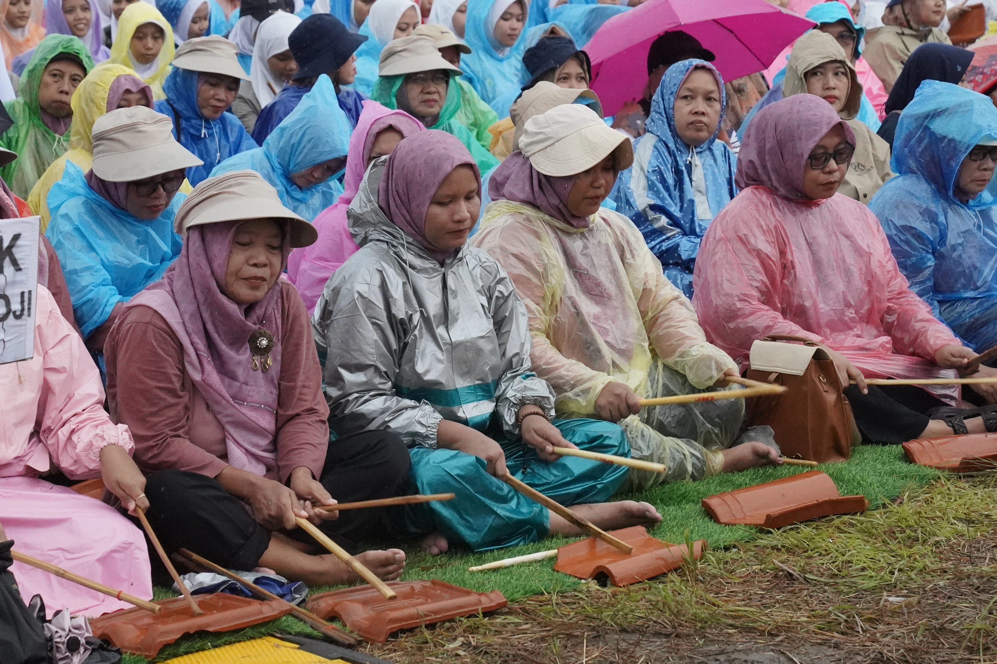 Rampak Genteng - Karisma Event Nusantara