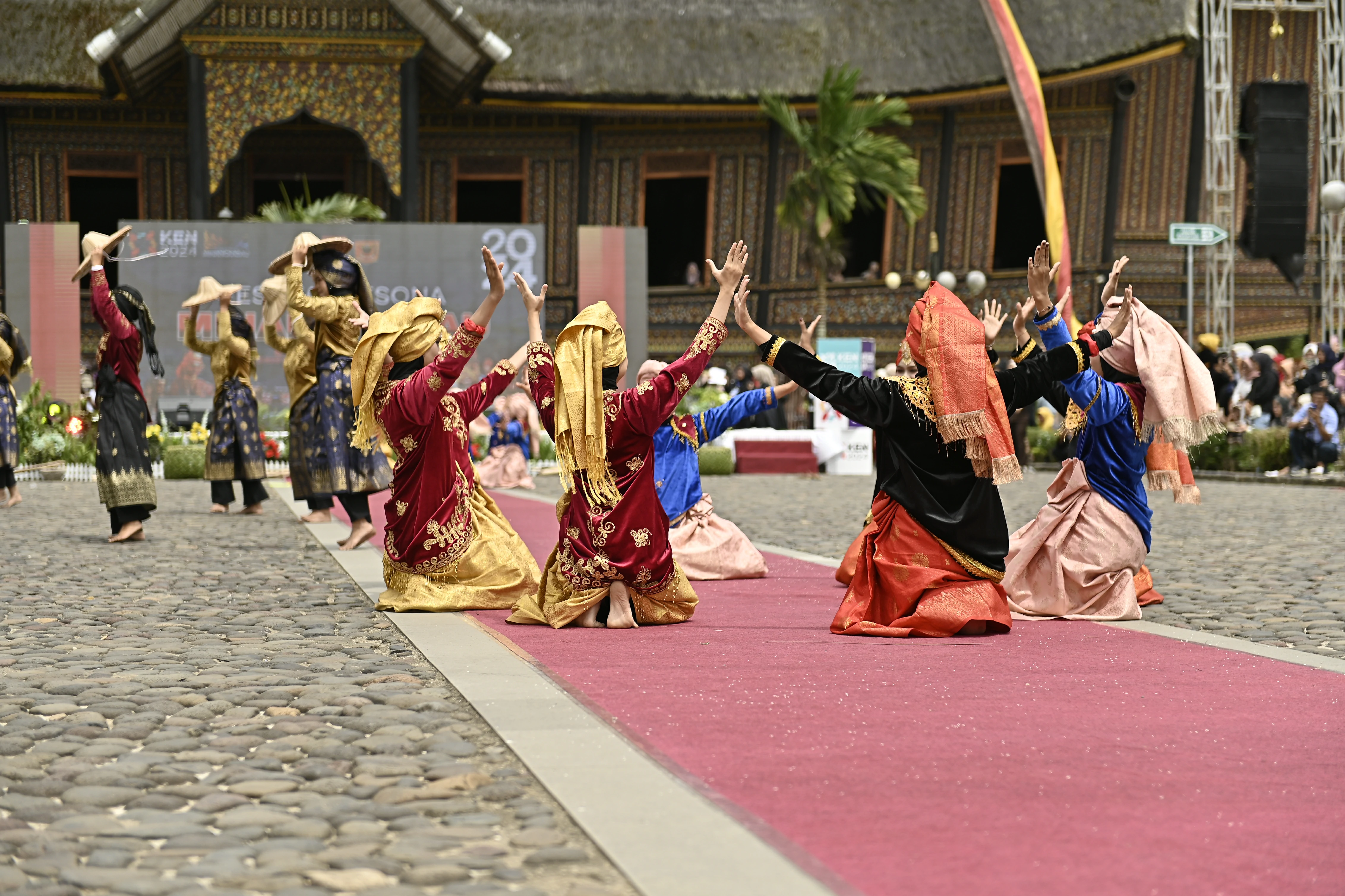 Festival Pesona Minangkabau - Karisma Event Nusantara