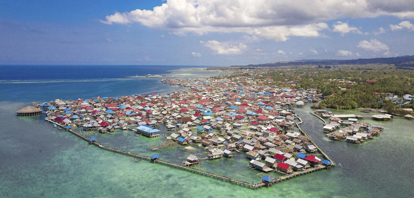 Wisata Pantai Wakatobi