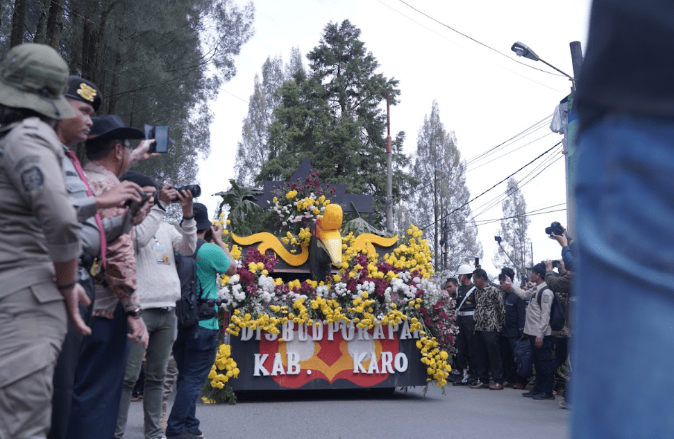 Festival Bunga dan Buah Karo image 2