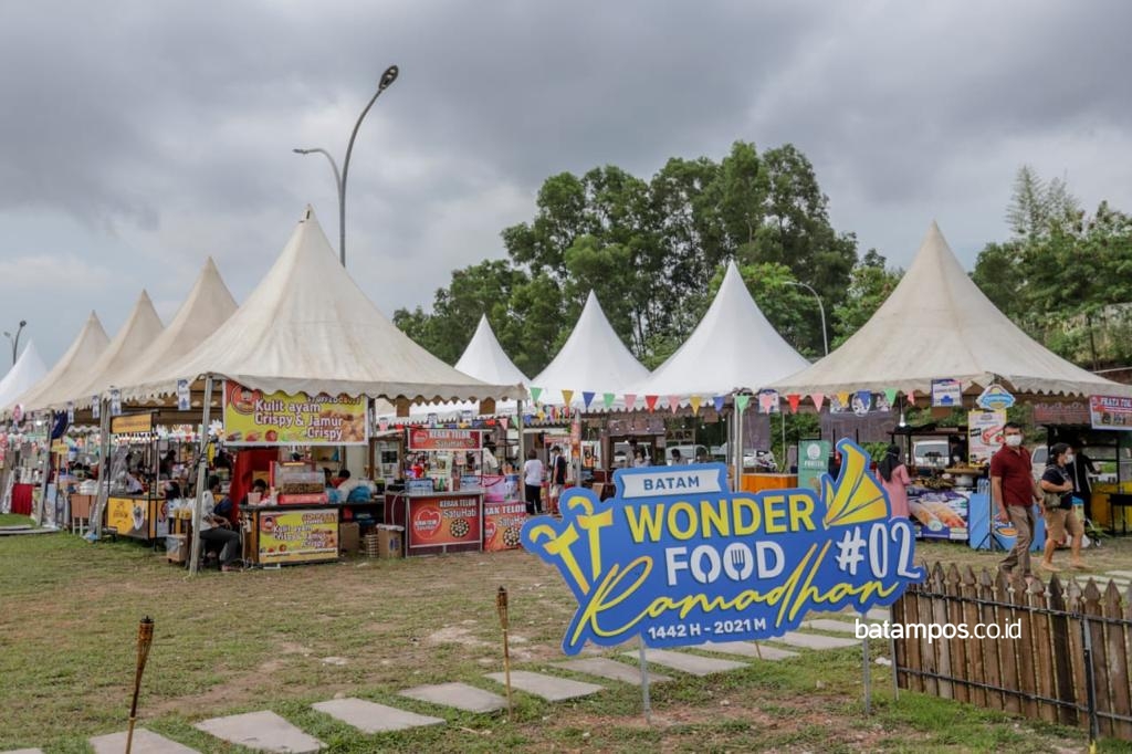 Menikmati Gastronomi di Batam Wonderfood & Art Ramadhan