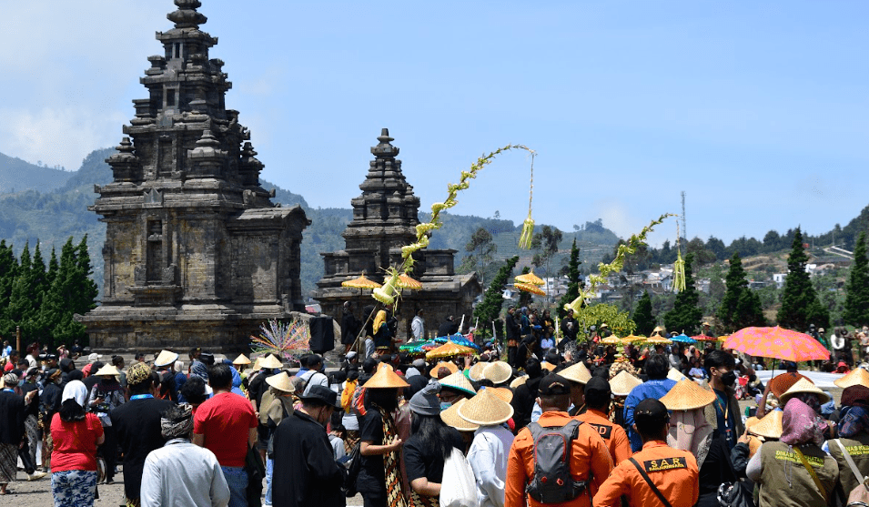 Dieng Culture Festival image 2