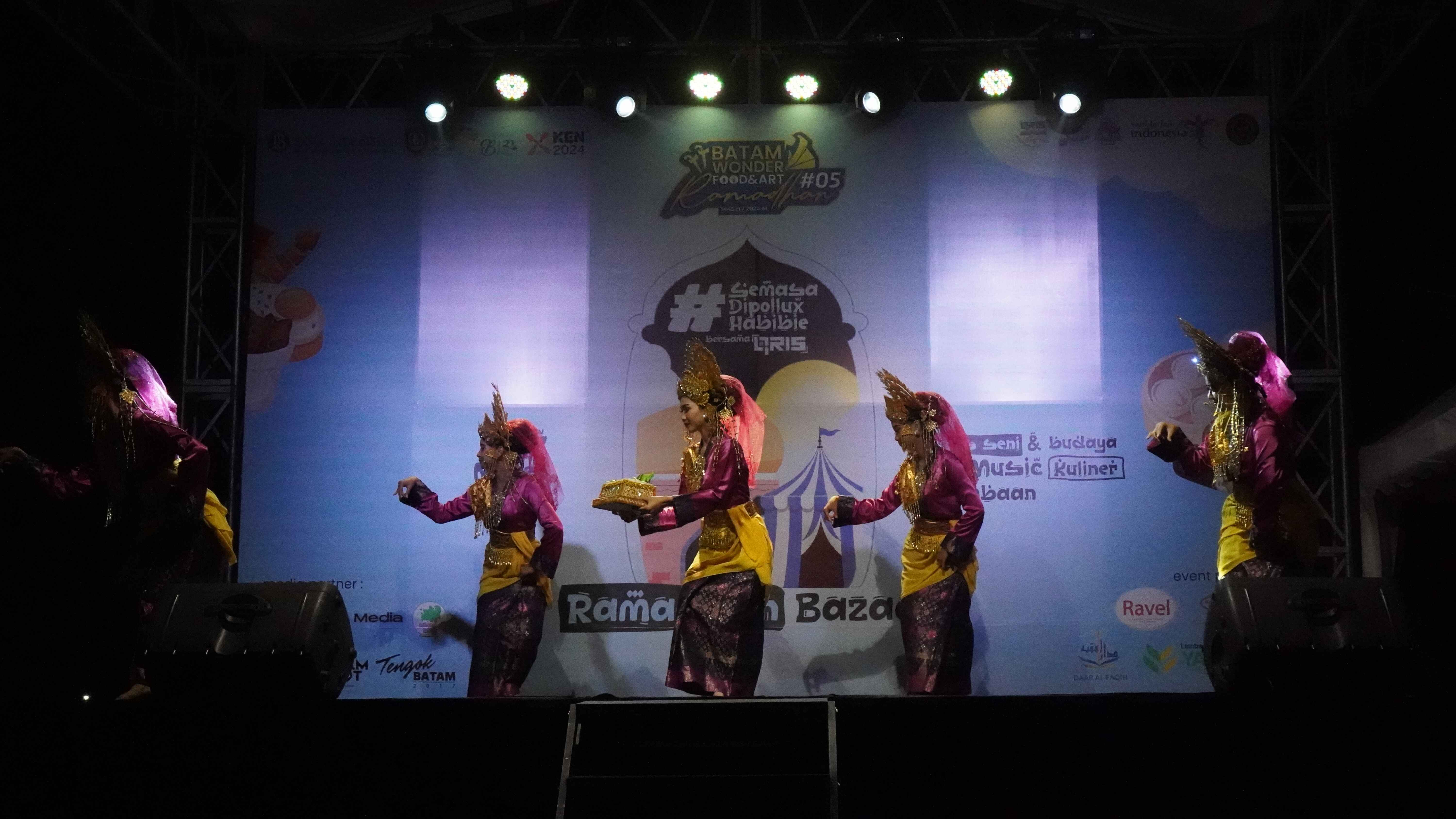 Batam Wonderfood & Art Ramadhan image 4