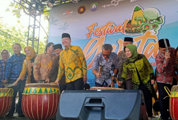 Atourin Festival Gurita